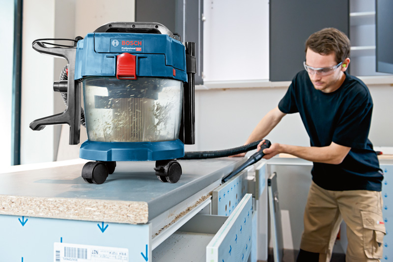 Bosch Akku-Staubsauger GAS 18V-10 L, mit Elektrowerkzeugadapter