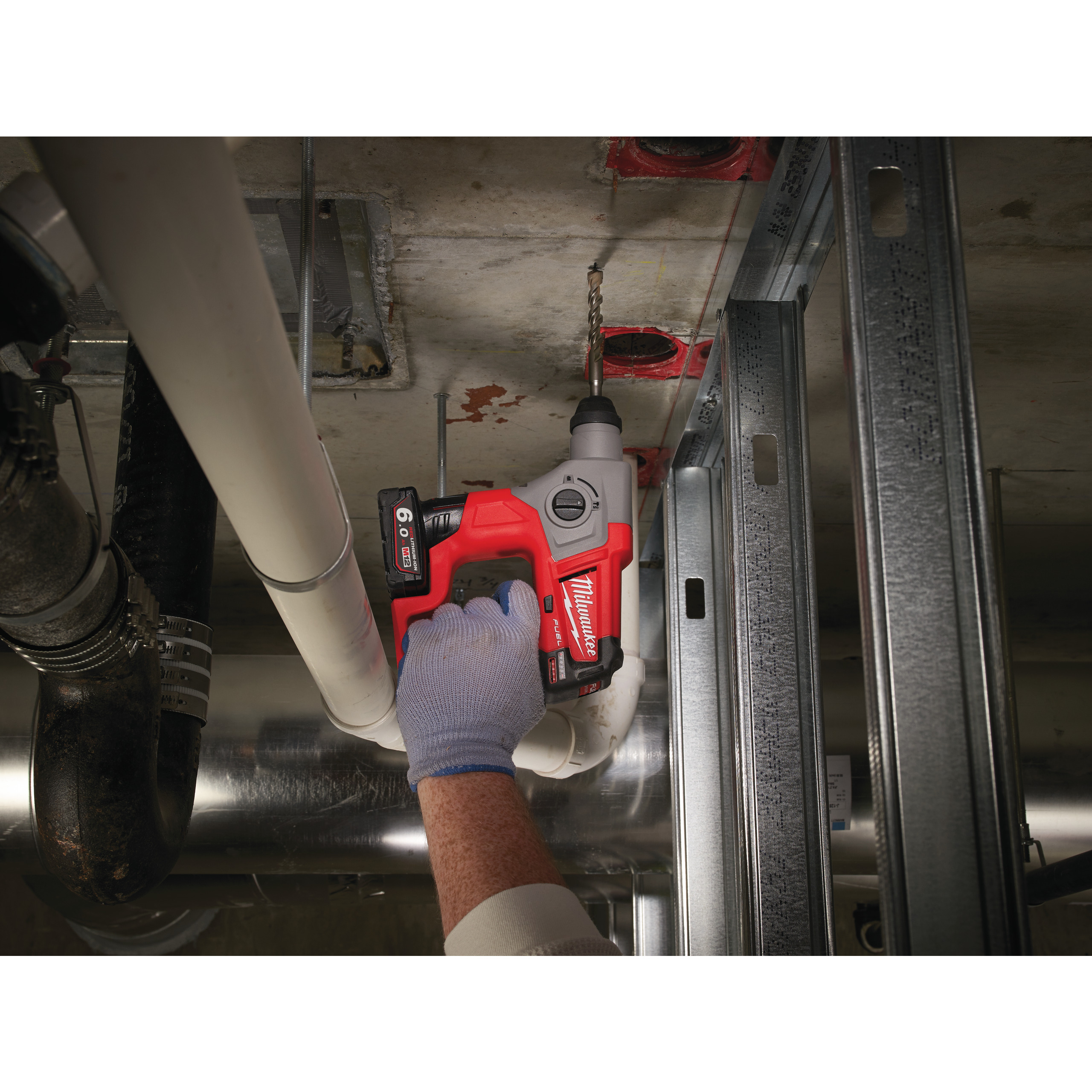 Milwaukee Akku-Bohrhammer M12 CH/4.0 Ah