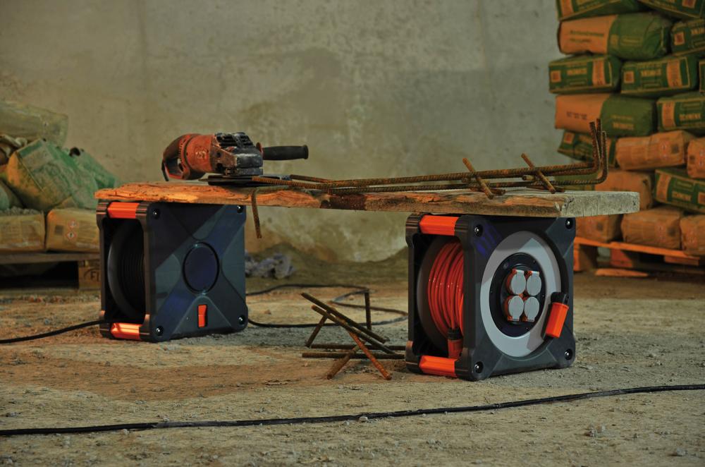 Brennenstuhl Kabeltrommel professionalLINE H07BQ-F3G1 5 (50m)