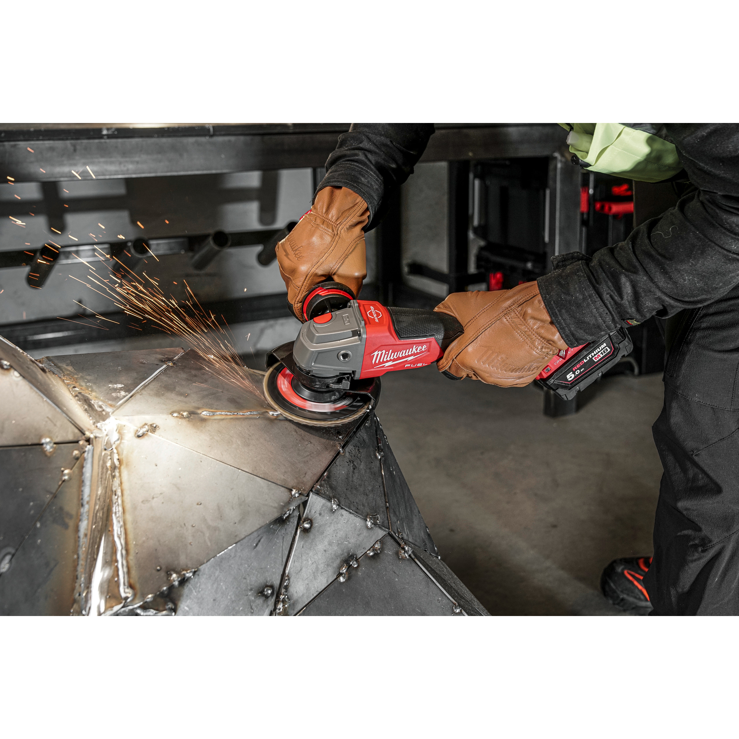 Milwaukee Akku-Winkelscheifer 18 V M18ONEFSAG125XPDB-0X solo