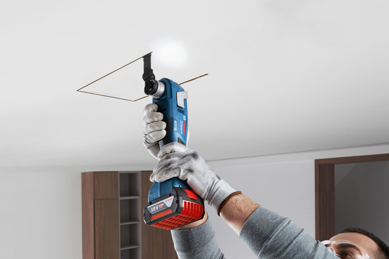 Bosch Akku-Multi-Cutter GOP 18V-34, StarlockPlus BIM Tauchsägeblatt, L-BOXX