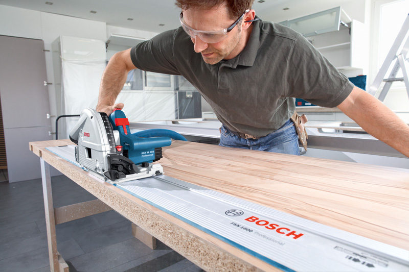 Bosch Tauchsäge GKT 55 GCE + FSN 1400