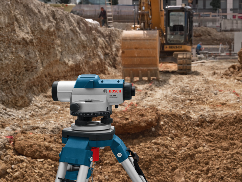 Bosch Optisches Nivelliergerät GOL 20 G, mit Baustativ BT 160, Messstab GR 500