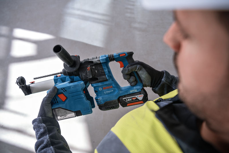 Bosch Akku-Bohrhammer mit SDS plus GBH 18V-22, L-BOXX