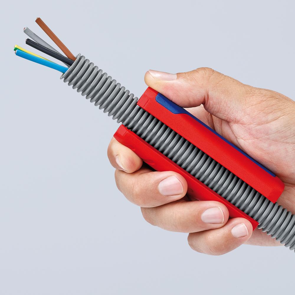 Knipex Wellenrohrschneider TwistCut mit Abisoliermesser