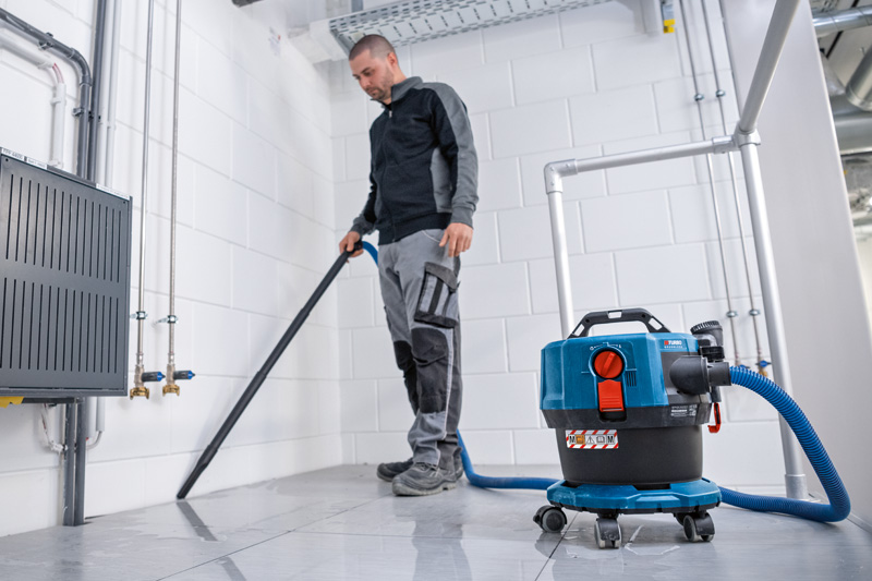 Bosch Akku-Staubsauger GAS 18V-12 MC