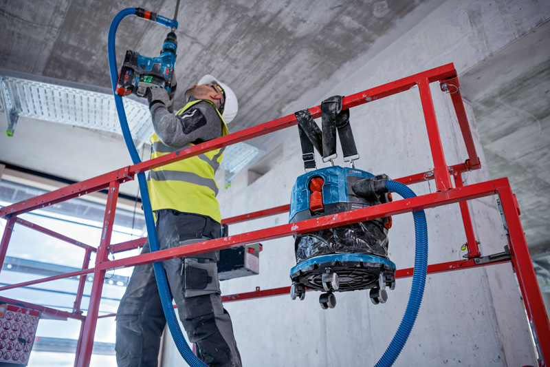 Bosch Akku-Staubsauger GAS 18V-12 MC
