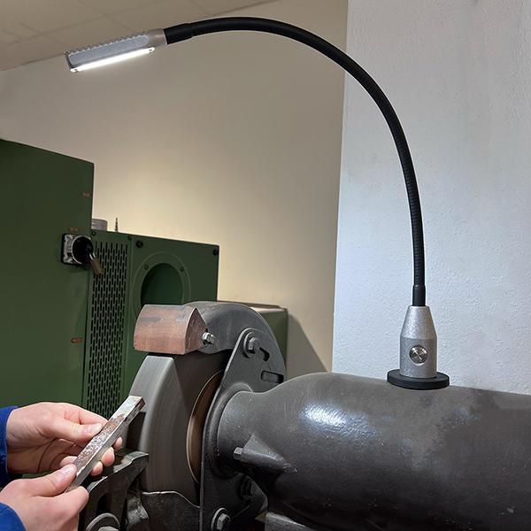 Bauer + Böcker LED-Arbeitsleuchte Glanzlicht 300 Lumen