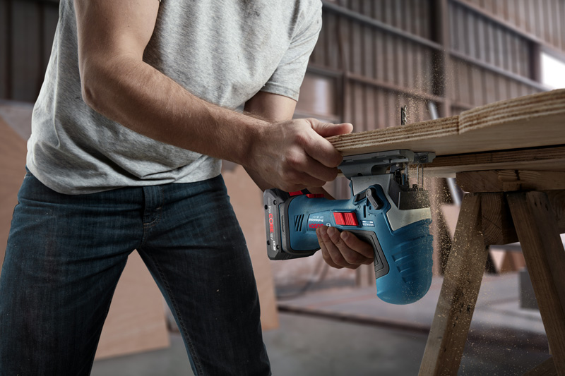 Bosch Akku-Stichsäge GST 18V-125 S, L-BOXX 136